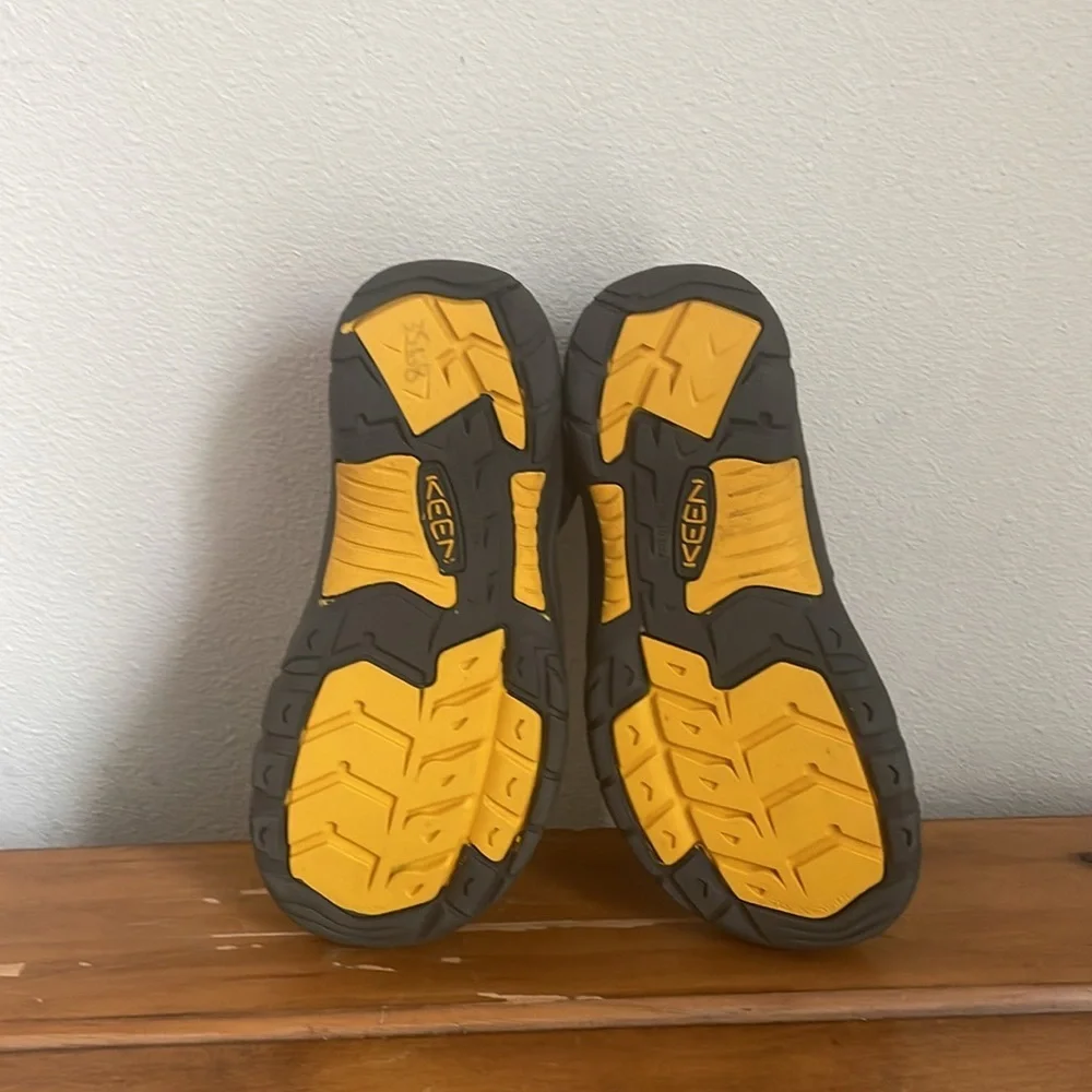 Keen Waterproof Kids Blue Outdoor Sandals Size 3